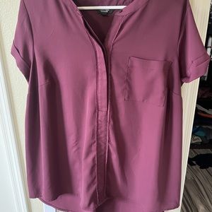 Simply Vera Wang chiffon hi-low  top w/lace detail